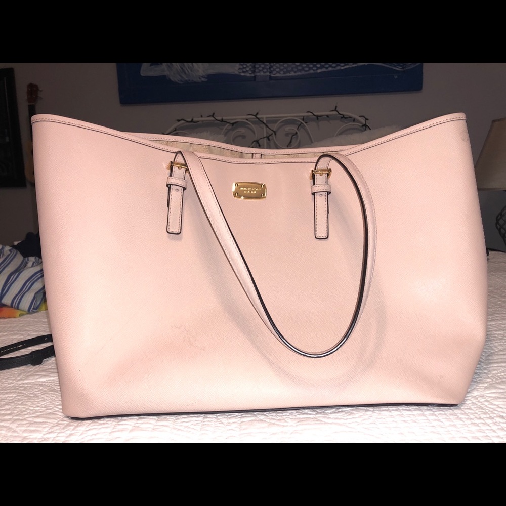 Large Micheal Kors tote